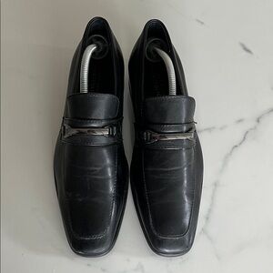 📫BUY 2 for $20 📫 Perry Ellis Black Leather Slip-On Loafers